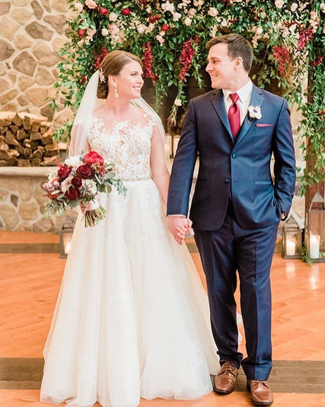 We can’t get enough of #realbride Meagan’s dreamy winter wedding! The romantic <a href="/pronovias/">Aria</a> gown, the stunning venue, and those fabulous flowers... just too amazing!!