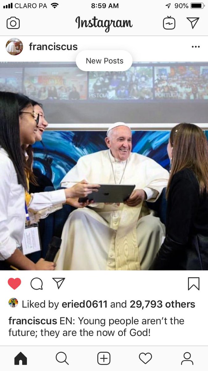 jorgefabrega's tweet photo. Mi sobrina mostrando sus habilidades en programación. Grande Matilde!!!
#jovenesprogramadores
(El señor del medio me parece conocido) https://t.co/zPj8PT55l3