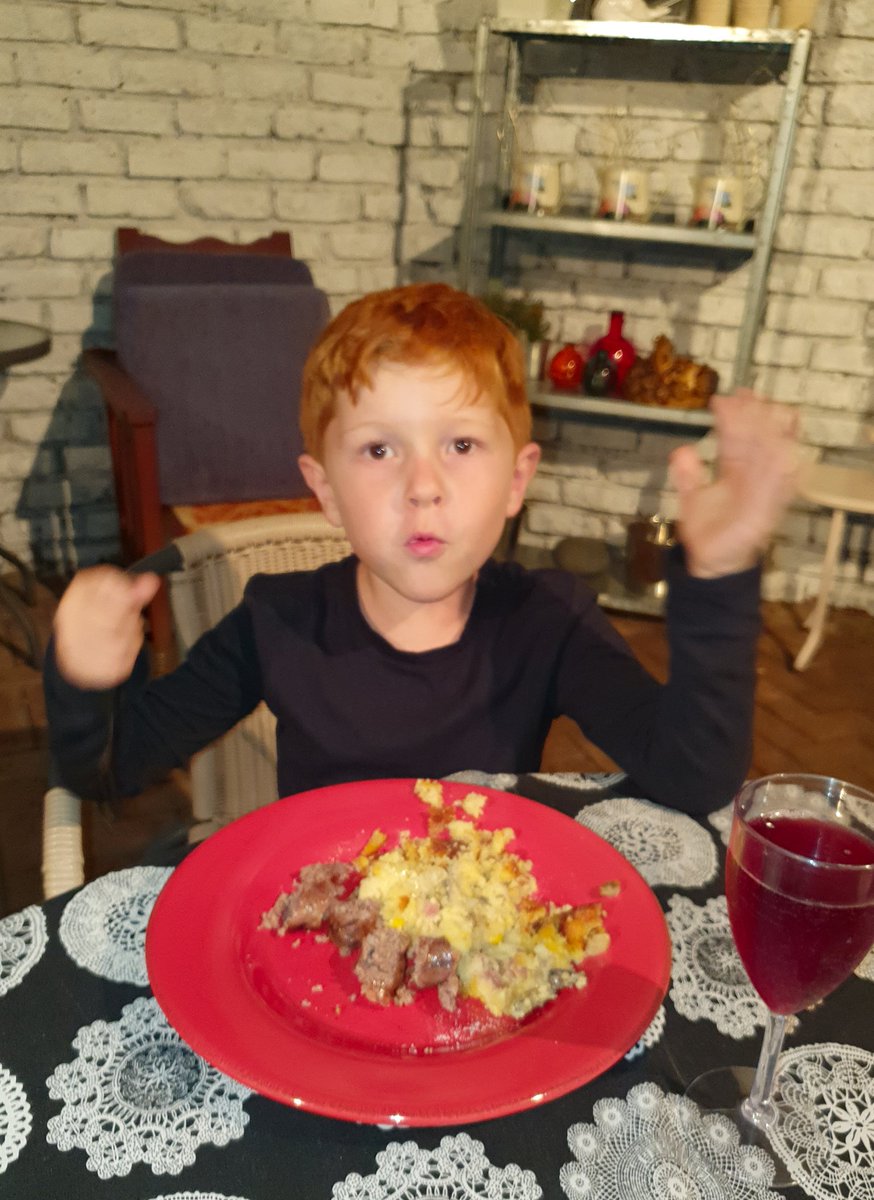 CD_Musgrave's tweet photo. #Boerewors #Paptert vanaand https://t.co/iASitNl1ce