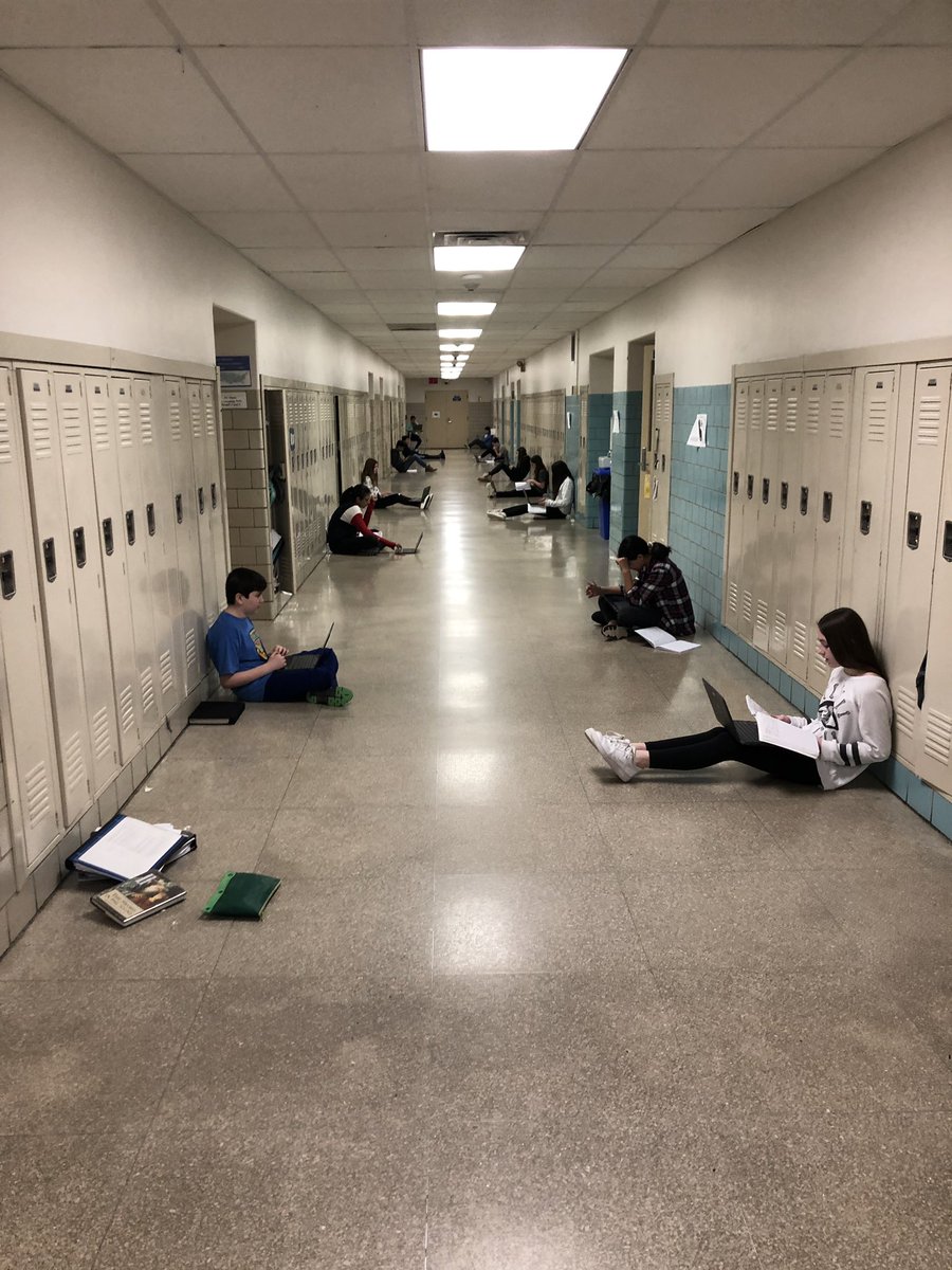 Recording flip grids that connect the censorship laws of China’s Qin dynasty to opinions about whether government today should have the right to regulate content that it considers dangerous or a threat.