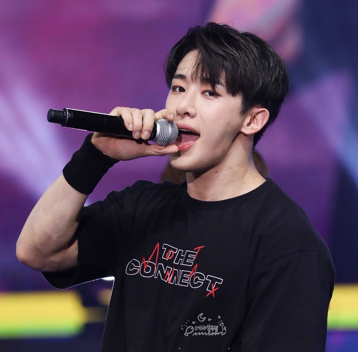 monstyling's tweet image. — ♡︎ #원호┊#monstax 

 → 180714 © everbloomingwh