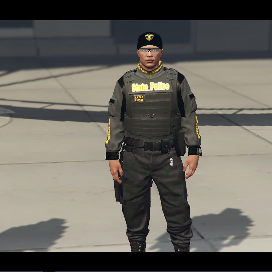 DirJacksonSATAC's tweet photo. Building new uniforms for my EUP 8.0 menu. @Alex_Ashfold @LCPDFR solid update! https://t.co/xEs9fAKDlA
