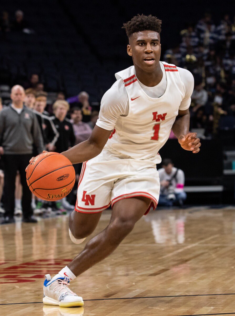 sgnimagery's tweet photo. Impressive Target Center performances on both ends of the court by Kamara. @LNHoopsOx #TOUGHandTOGETHER #sgnimagery #state4eight https://t.co/9C0gxbjK7Y