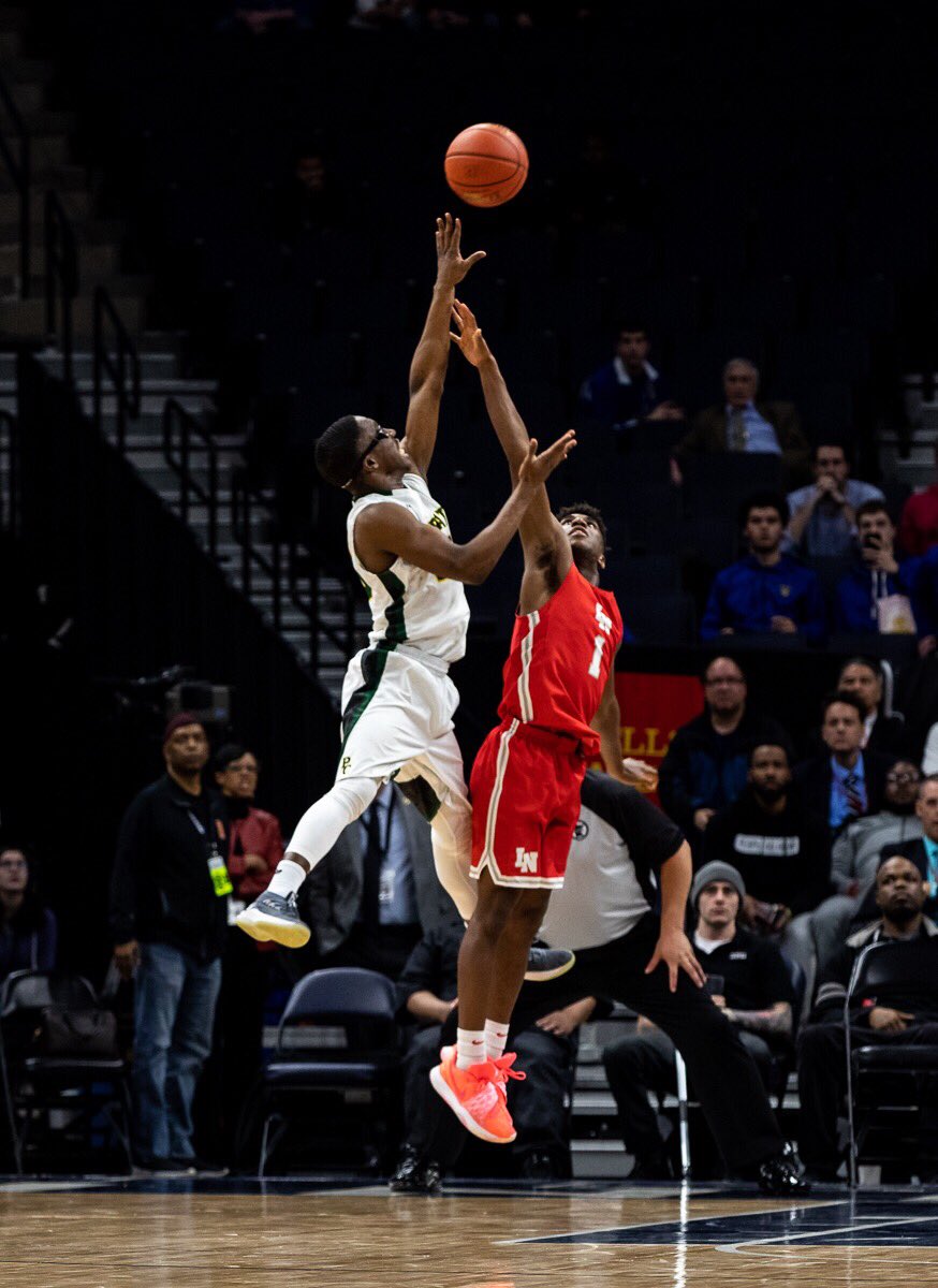 sgnimagery's tweet photo. Impressive Target Center performances on both ends of the court by Kamara. @LNHoopsOx #TOUGHandTOGETHER #sgnimagery #state4eight https://t.co/9C0gxbjK7Y