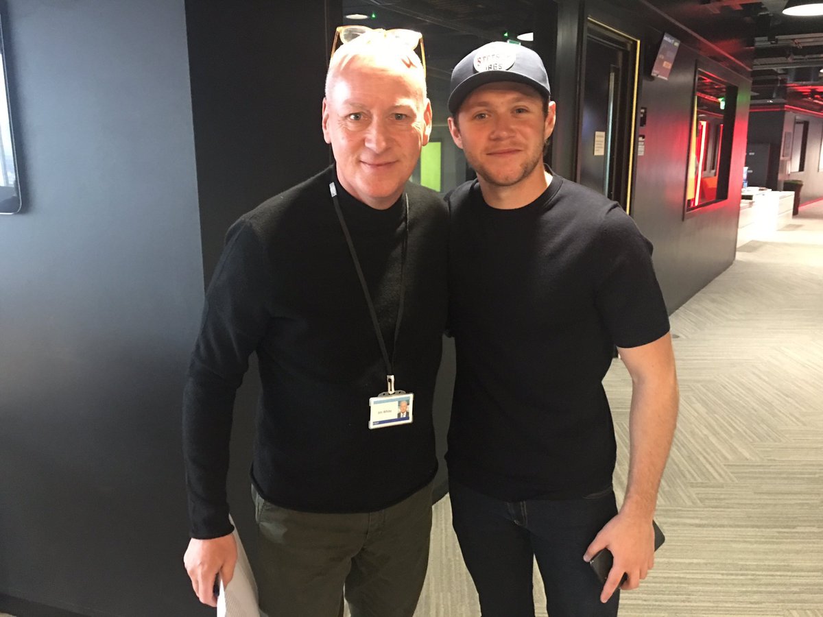 NJHTurkiye's tweet photo. Niall bugün TalkSport programından | 22 Mart https://t.co/EvvLShg6o2
