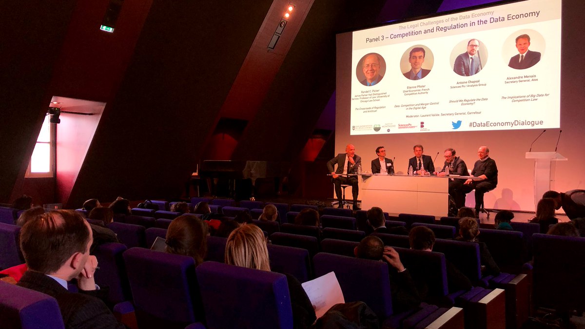 CBernardins's tweet photo. [#DataEconomyDialogue]

@LaurentVallee Secretary General @GroupeCarrefour introduces this panel : “Competition and regulation in the #data economy”

cc @UChicagoLaw @i_montaigne @i_montaigneEN @sciencespo @CercMontesquieu https://t.co/XfzZhZPVNy