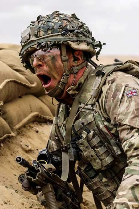 The_Black_Rats's tweet photo. Ex #AHMOSE continues in #Egypt  for #ThePoachers @RoyalAnglians  with #4RIFLES @The_Rifles &amp; @RoyalGibraltar carrying out  training with 112 Regt Egyptian Army. "Ahmose" was a Pharaoh.  #BlackRats delivering world class training. #Partners #DefenceEngagement #Ahmose19 https://t.co/YNYhefkRvF