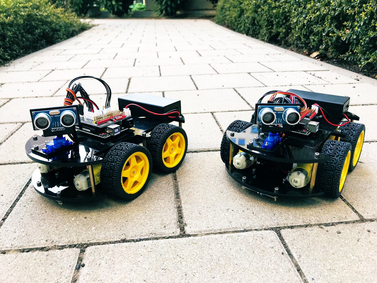 snjaschmdt's tweet photo. Our little Holmes and Watson are driving once again on 28th March. On #Girlsday we @FDMGroup in Frankfurt want to show girls IT and motivate them to study it. #fdmcareees 🚘 https://t.co/xwxyY3MSU7