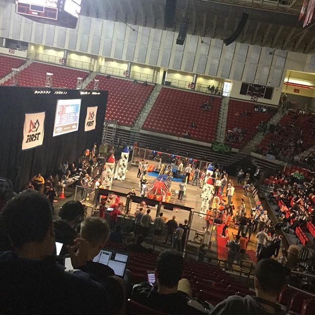 RVHSRobotics's tweet photo. The matches have begun..! #firstroboticscompetition #omgrobots #roboticscompetition https://t.co/hwQc4rSqyq