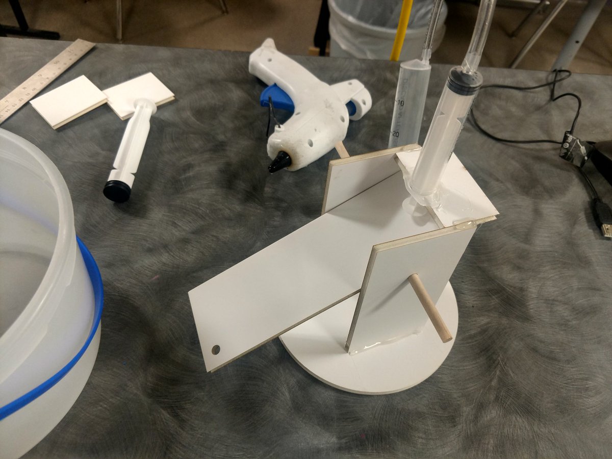 DevinMckinnon's tweet photo. Fluid power today in Principles of Engineering! #PLTW #POE #IKEengineering https://t.co/U5RN578AXb
