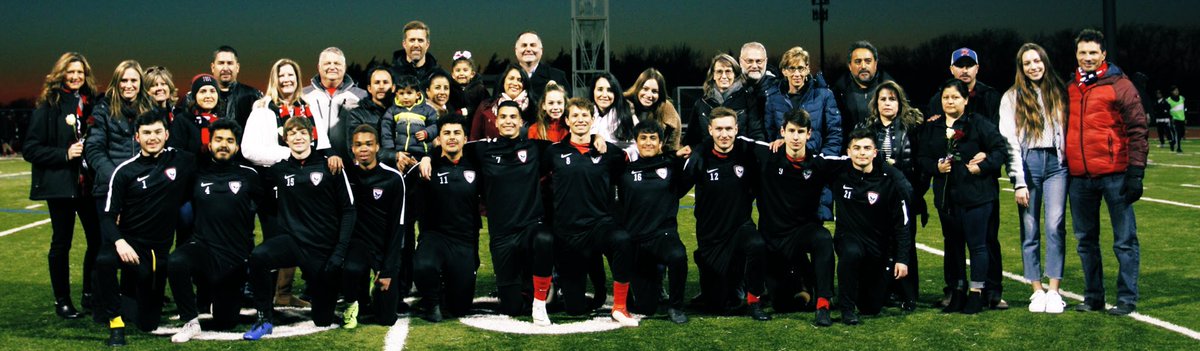 HeathBoysSoccer's tweet photo. This group of incredible young men will play their last home game of their career tonight before our playoff run begins next week. It’s gonna be a great night!
JV-B 4:00
JV-R 5:30
V 7:15
Vs @stallion_soccer 
@RISDAthletics @RHHSHawks #WinTheDay @CoachSpradWTD #Ohana https://t.co/9yrIgWcNfB