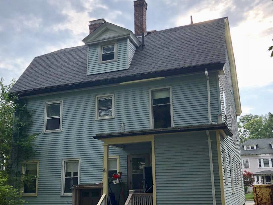 inc_eduardo's tweet photo. Contact us for a free estimate and Secure your Spring home update today. We are Certified &amp; Insured Roofing professionals! #roofingcontractors #roofing #Connecticut #connecticutcontractors #HomeImprovement #roofrepair #ctcontractors https://t.co/POQLE1PUXD