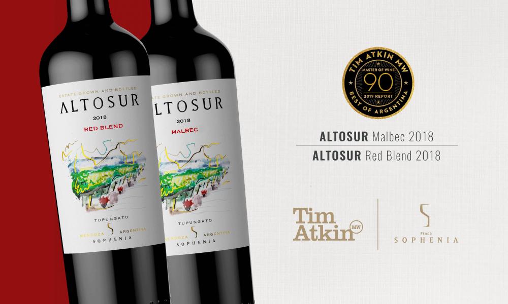 FincaSophenia's tweet photo. Nuestros #ALTOSUR también fueron catados por el célebre Master of Wine @timatkin, recibiendo excelentes puntajes.
¡Felicitaciones para todo nuestro equipo!
#FincaSophenia
#EstateWinery https://t.co/U4fwnT0aRL