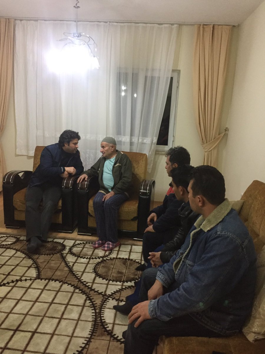 ad_toki's tweet photo. Yaşlılar haftası münasebetiyle, sitemizde bulunan yaşlı sakinlerimizi ziyaret edip, hasbihalde bulunduk. Hayır dualarını talep ettik. Bizden istek ve arzularını dinledik.@EmlakYonetim @HasanDurhat @Emlakisletmeler https://t.co/E9WmViaHCU