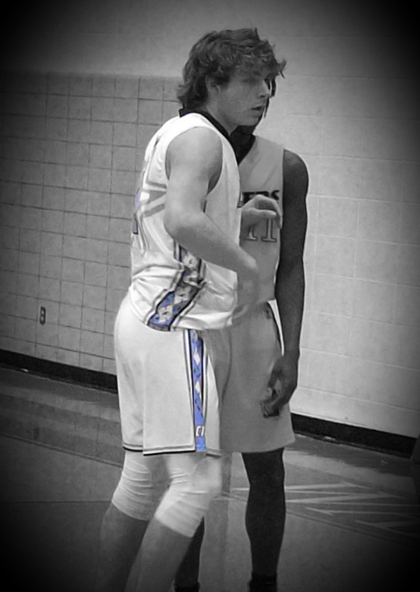 ctgbball's tweet photo. SMOOTH OPERATOR: 2020 G Logan Hullender (GA) @HullenderLogan and his well rounded game, look to lead #CTG to another championship game this weekend @#eliteclassic (Chatt,Tn). Debuts Sat 2pm @ Howard High School. #changethegame https://t.co/yuEff99xxK