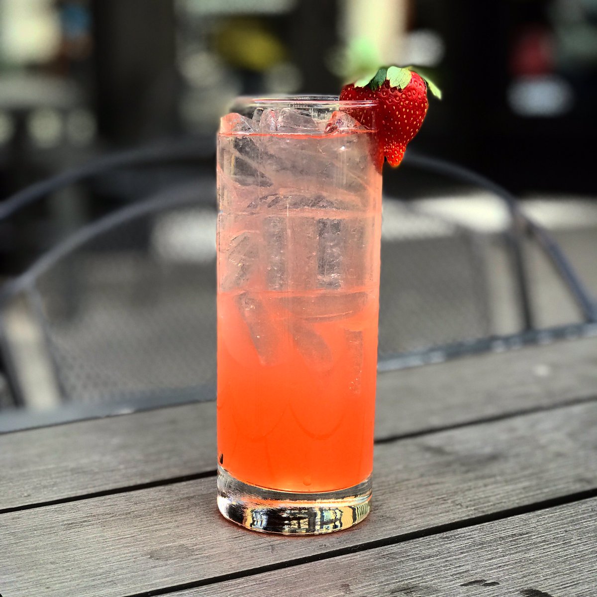 BigEasyNC's tweet photo. **New Cocktail Alert!!** Just in time for spring is our Strawberry Gin Smash.  This is an amazingly light and refreshing cocktail with the perfect touch of strawberry sweetness! #bigeasync #raleighdowntown #downtownraleigh #raleigh #raleighfoodpics  #raleighbars #raleighcocktails https://t.co/LKWknCnnNT