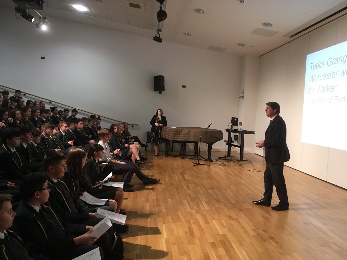 tgawSTEPS's tweet photo. Brilliant morning with year 8 and @WalkerWorcester taking part in our version of question time. We discussed education, climate change and Brexit #Democracy #politicsinaction #opportunities https://t.co/Q8jduTTWGa