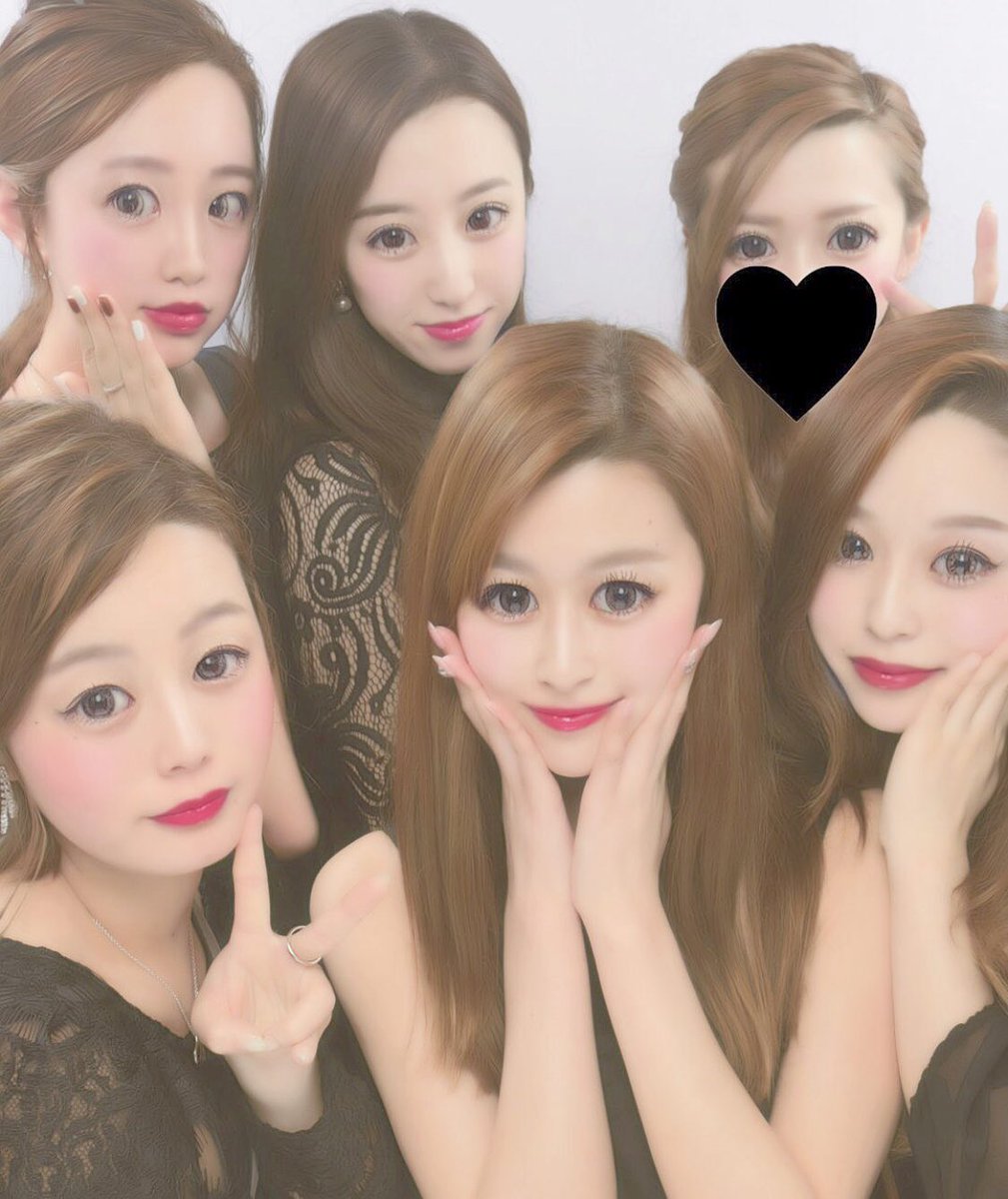 久しぶりにツイートしよ!!

池坊短期大学卒業しました💄🌸🎓
かわいくて面白くてノリのいい、
みんながだいすき☺︎☺︎
2年間ありがとうございました!!