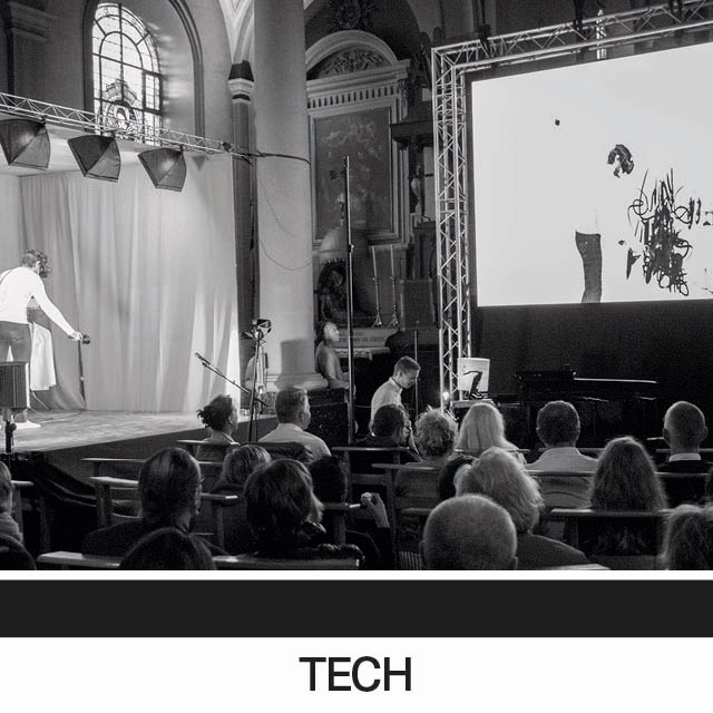 TUMULTFM's tweet photo. Kunst laat zich zich anno 2019 niet begrenzen en zo vindt ook all things tech een plek op TUMULTINGENT 7 met #HolodeskGraphics #TOTUM @nerdlab9000 @imec_int &amp; @ugent 

💡 Ontdek hen hier: https://t.co/xhGBe2kEYV

#TIG7 #TECHart https://t.co/wIotV734db