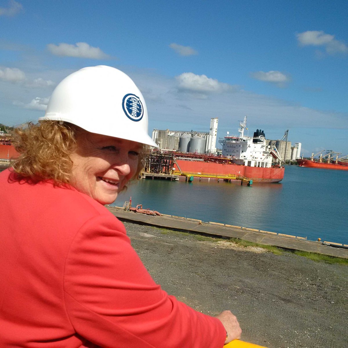 PJConnors's tweet photo. View of Port of San Juan from San Juan Power Plant slated for oil to natural gas conversion @CanCGMiami https://t.co/315RrPvLyG