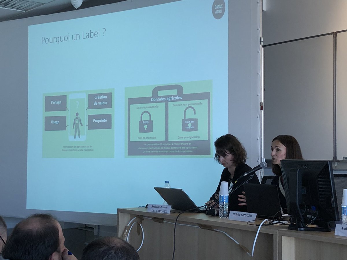 fdsea53's tweet photo. Colloque #agrinumerique à la faculté de droit de #laval. Présentation de la charte Data agri présentée par Héloïse Gruger juriste à la @FNSEA. 4 principaux axes : lisibilité pour l’@Agri_53, transparence, maitrise de l’usage pour l’#agriculteur et #sécurité. https://t.co/33hC1rLFrr