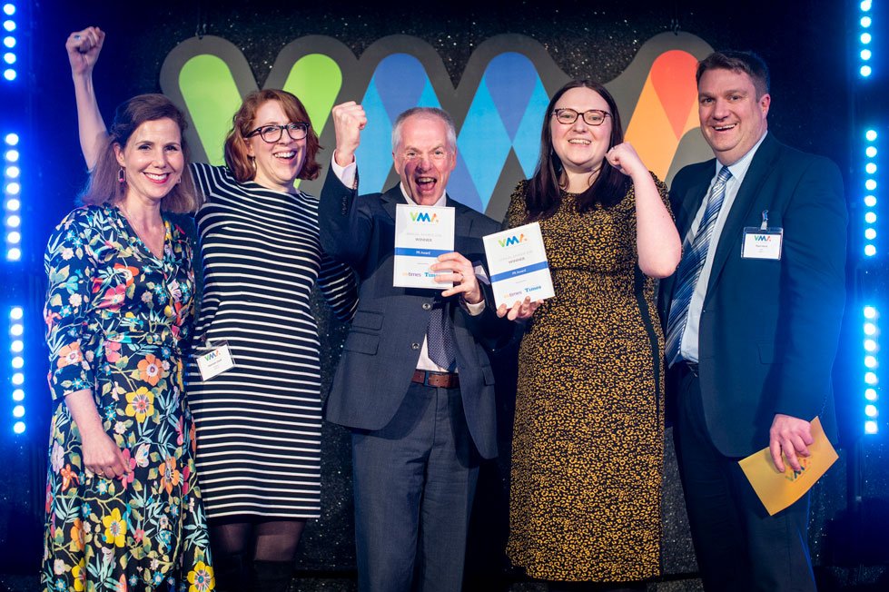 VetMarkAssoc's tweet photo. Our hotly contested PR award winners were @MSDAnimalHealth and @PinstoneComms! Award sponsored by @vettimesuk &amp; @VN_Times https://t.co/Dr8Zg9LR6i https://t.co/ZSxcuVxQ04
