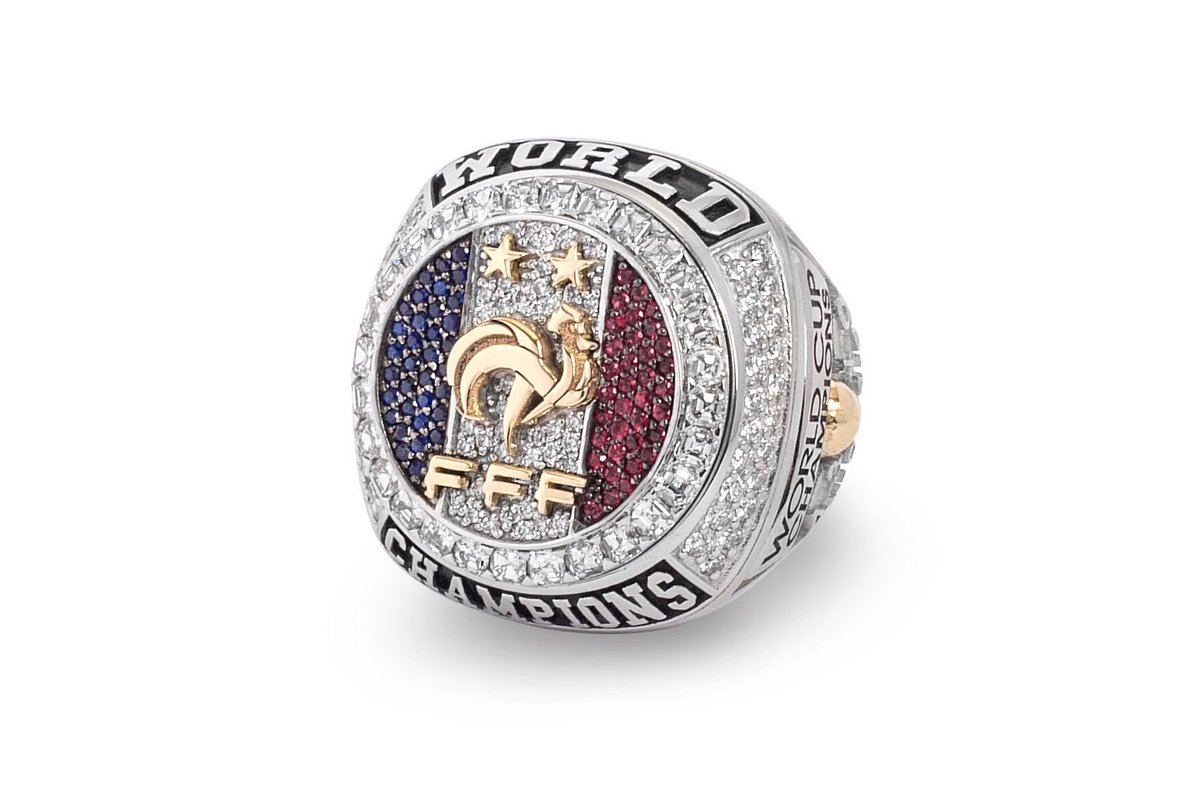 ActuFoot_'s tweet photo. 💍⭐️⭐️ https://t.co/dat8mC5MSP