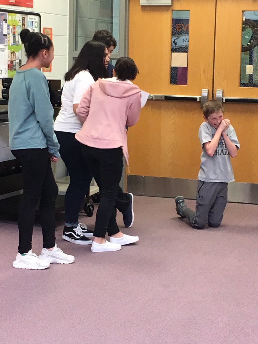 Sandy Burkhart tweet media