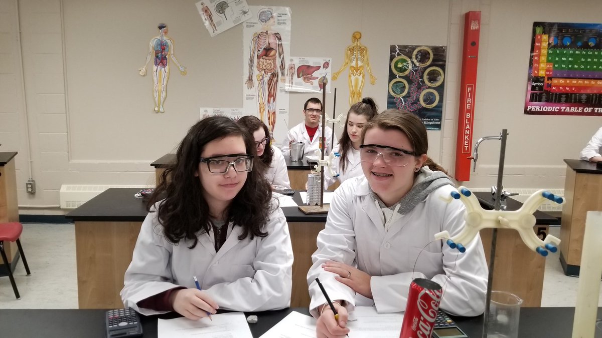 ExploitsvalleyH's tweet photo. Students in Mrs. Russell's Chem 3202 class enjoying the thermal chemistry lab. Fridays are deadly for experiments .#science #deltaH https://t.co/ushCcQBhSm