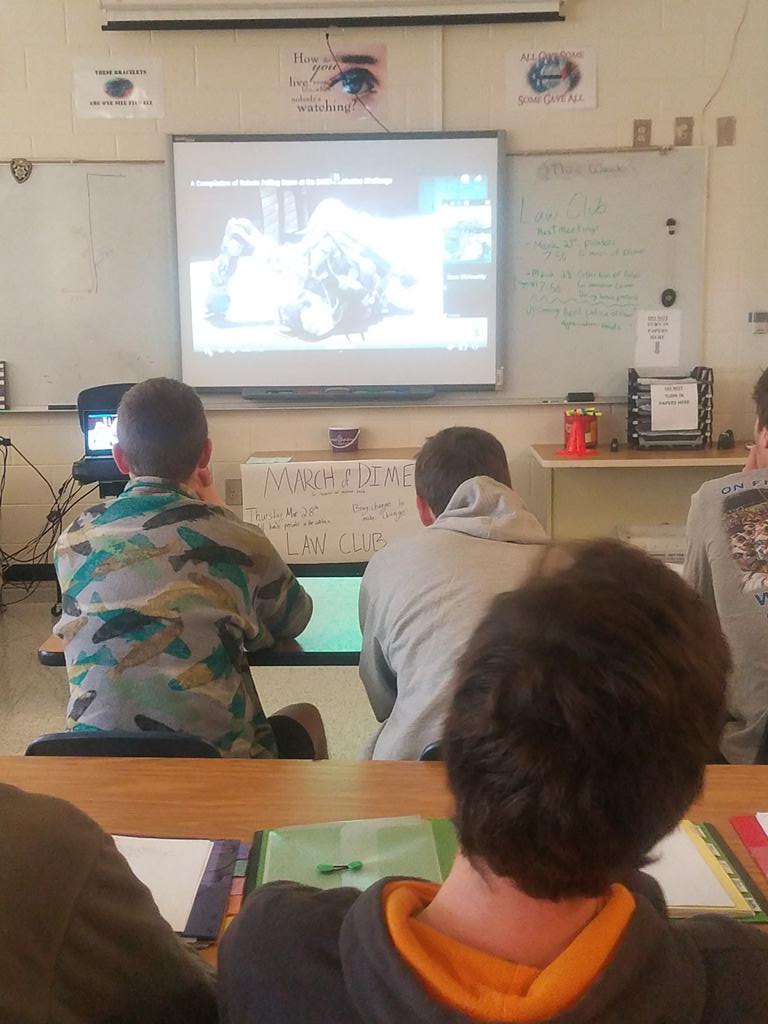 CVHSGrizzlies's tweet photo. Barbara Fox, virtual guest speaker, sharing career experiences using math in cybersecurity! #ccsdmathmadness https://t.co/GnS1mPuK7v