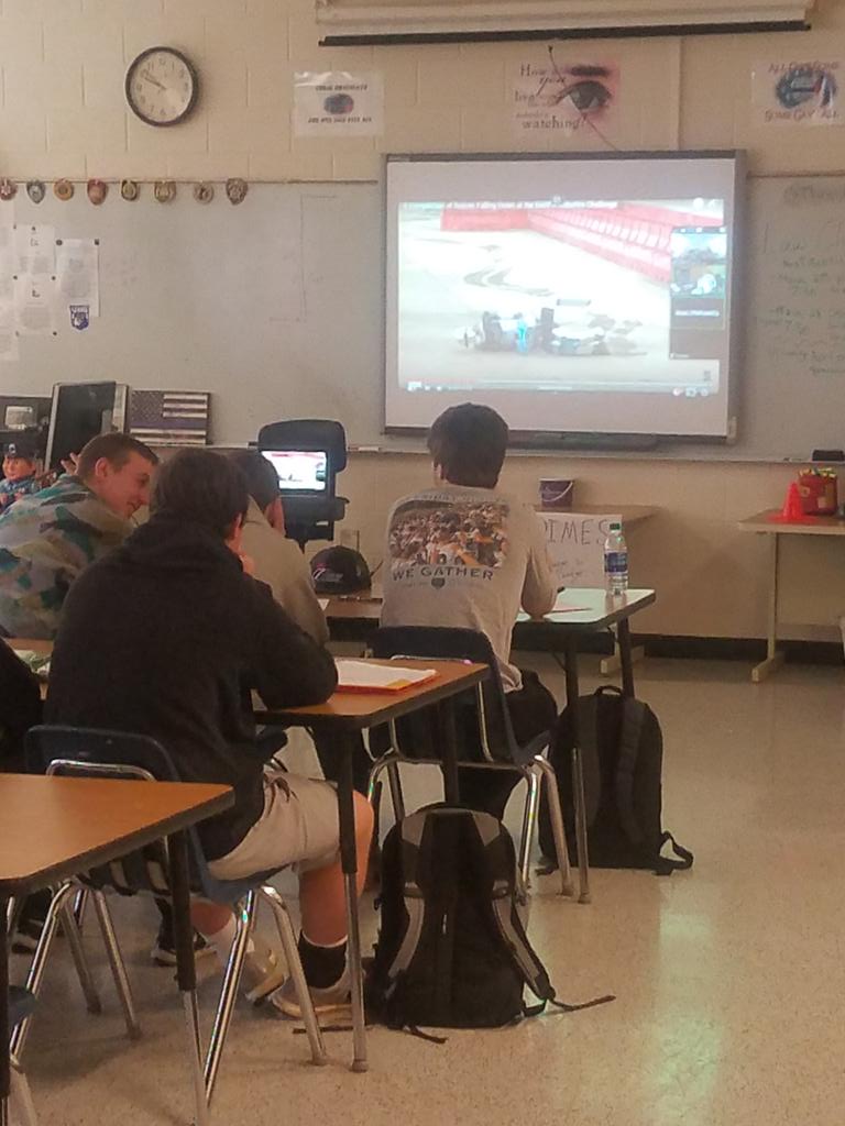 CVHSGrizzlies's tweet photo. Barbara Fox, virtual guest speaker, sharing career experiences using math in cybersecurity! #ccsdmathmadness https://t.co/GnS1mPuK7v