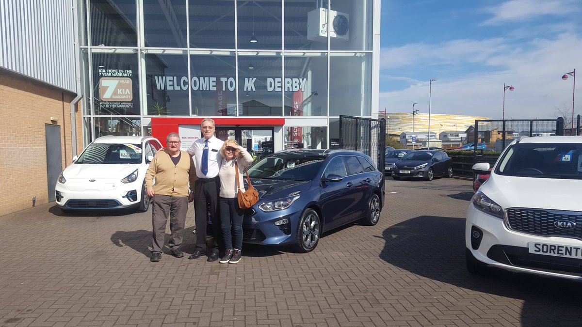 Martin at Derby has been popular this week! 😁
.
A MASSIVE congratulations to Ms Fernie, Mr &amp; Mrs Carter, Mr &amp; Mrs Rogers and Mr &amp; Mrs Wheeldon!
.
Enjoy your New Cars and welcome to NK Family! 🤩

#derbytwitter #Derby #kia #kiacars #newcar #FridayFeeling