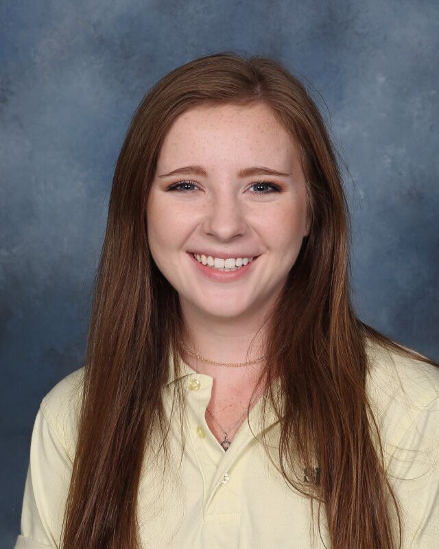 SetonLaSalle's tweet photo. Congratulations to Kelly Bench, '19, who was awarded the Irish Centre of Pittsburgh Marty McHugh Scholarship! Kelly has been an Irish dancer for 13 years, and looks to continue her Irish Dancing career next year when she heads to Penn State. https://t.co/bmmX9MybEX