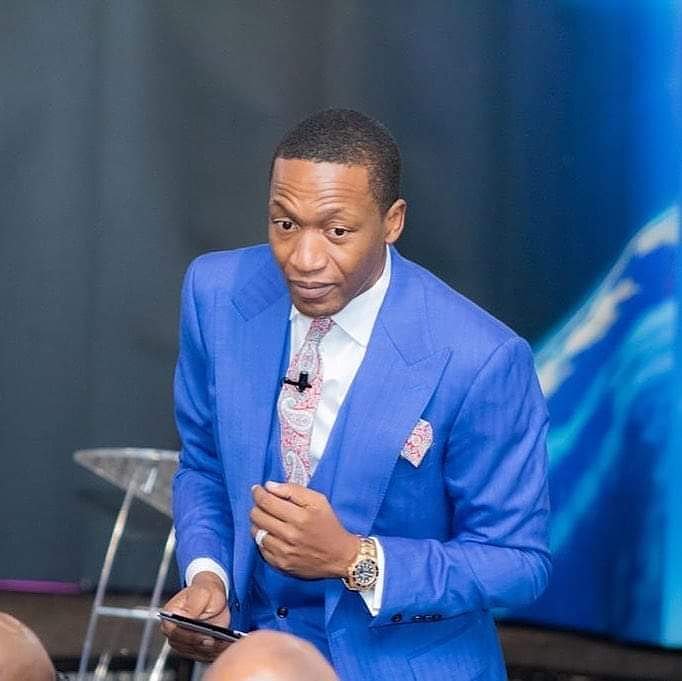 yourmiracletv's tweet photo. Tonight from 7pm CAT on #YourMiracleTv Catch A NEW MESSAGE titled: "How To Speak To Spirits"  from our man of God, Prophet Uebert Angel ! #cheerupthewordworks 
#thewordworkscheerup
#YourMiracleTv  #GoodNewsTv #UebertAngel #BeverlyAngel #SpiritEmbassy https://t.co/jF1A656WIV