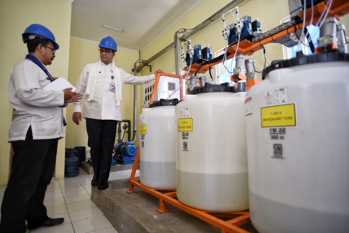 aniesbaswedan's tweet photo. Dari mana air yang teman-teman minum setiap hari?

Alhamdulillah, sejak tahun kemarin, Pemprov DKI Jakarta sudah membangun fasilitas SWRO (Sea Water Reverse Osmosis) di empat pulau di Kepulauan Seribu...

https://t.co/XADfezXxnU
#HariAirSedunia
#WorldWaterDay
#SWRO
#BWRO https://t.co/xFRKsIQj9Q