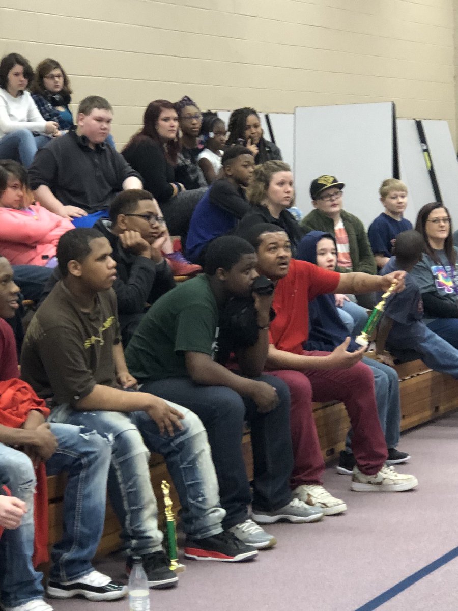 Sanders_SW's tweet photo. Our secondary winners of #hotshots and #speedshots @SandersSELF @TarynJRichard @JenniferG_75 @DarylAllen12 @DerossettJr @CamilaRedmon @SandySuttle @tamarac1769 @R_Hurt919 #marchmadness #wearewayne https://t.co/kCjO4liDQH