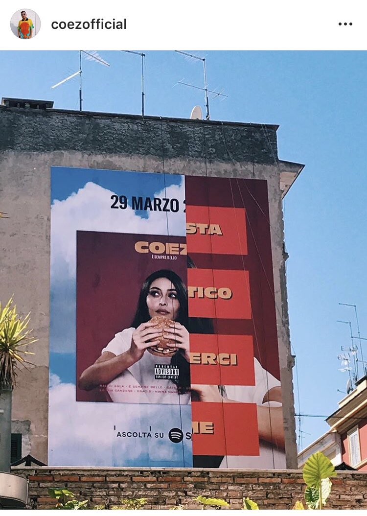 Franza_A's tweet photo. @COEZMUSIC svela il “mistero” dei cartelloni su #Roma e #Milano: incrocia above e below the line per promuovere il nuovo album.
Strategia vincente o forzatura alla ricerca di stupore?
#smm19 https://t.co/ZUl0gLwqmF