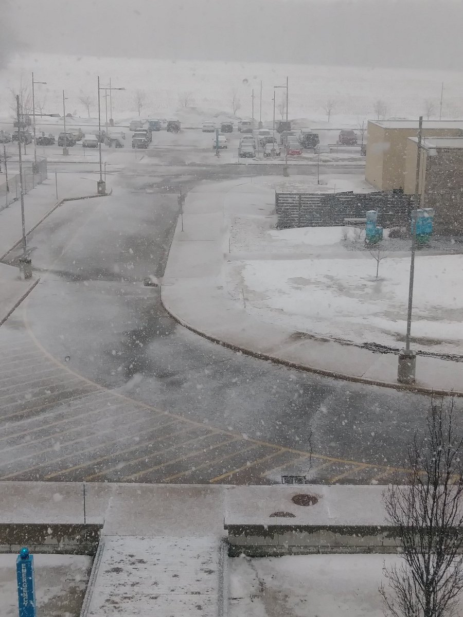 BethAV's tweet image. The view from my window #SpringHasNotSprung #Snow #StillGrading #LifeInCanada