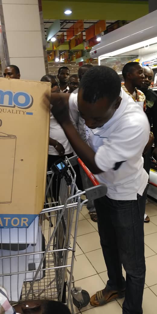 iamdamilosky's tweet photo. Prince Idoh's cart after 29 seconds. Congratulations to him. 👏🏽
#9ShoppingDash #9mobileMagicHour https://t.co/hkFkGB1HWr