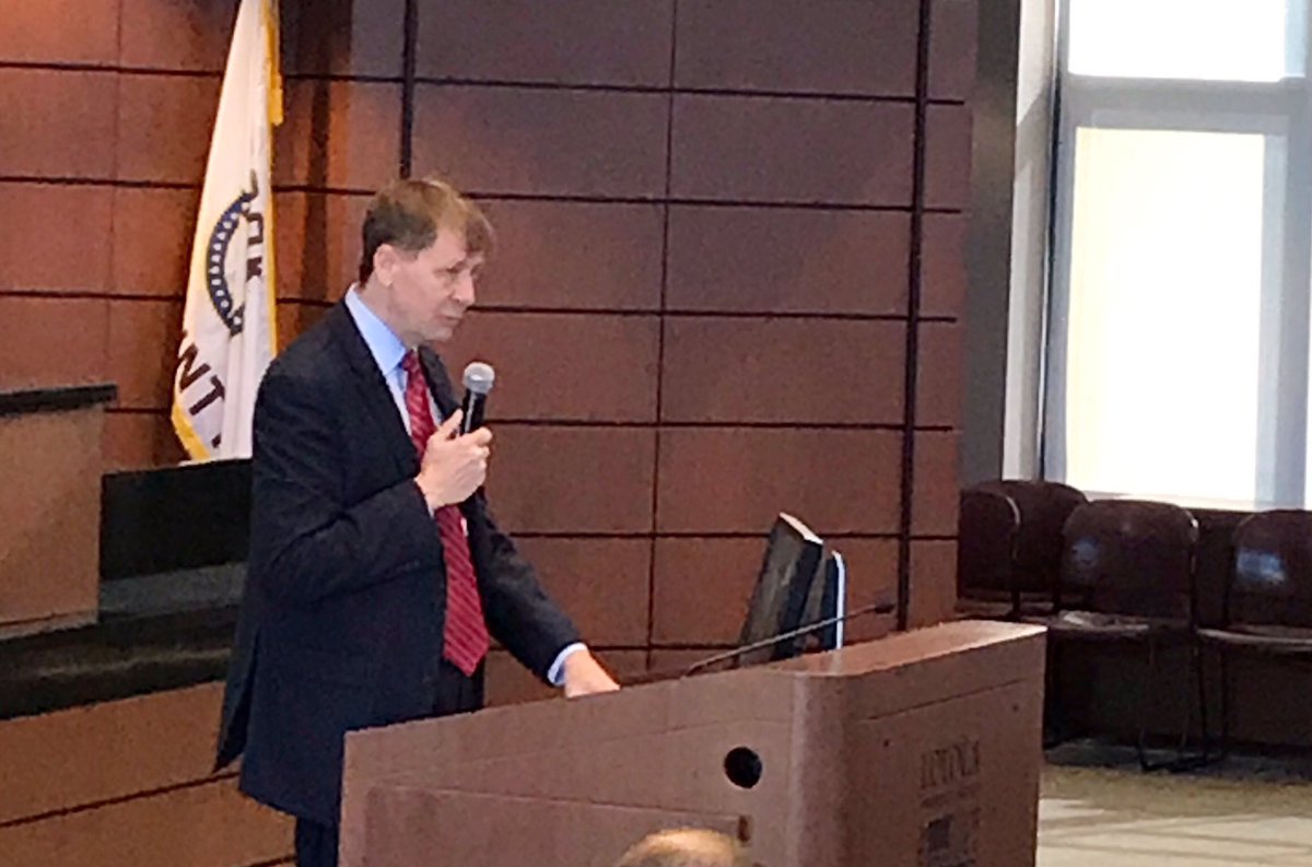 ChrisOdinet's tweet photo. @RichCordray (former & founding @CFPB director) gives the opening address on the current state of #consumerfinancialprotection in the US @LoyolaCLR @LoyolaLaw https://t.co/yVhQICvl4A