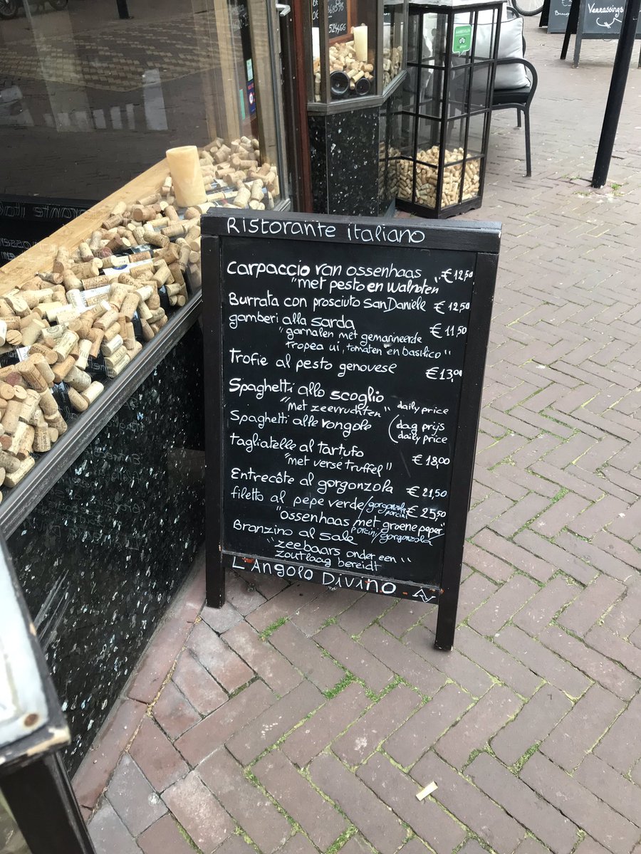 lAngoloDivino's tweet photo. Komt u heerlijk dineren bij ons op deze stralende dag. ☀️#marktgouda #FridayFeeling https://t.co/9sHbLv44uw