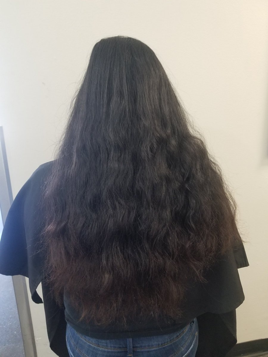 oftheseabeauty's tweet photo. Let's do a big chuck and get all those dead ends off!! A wonderful round haircut with long layers, and dont forget a beautiful blowout at the end:) #blowout #curls #haircut #longhair #layers #longlayers #beautiful #pmtsdallas  #paulmitchell https://t.co/11NTU9p3zX