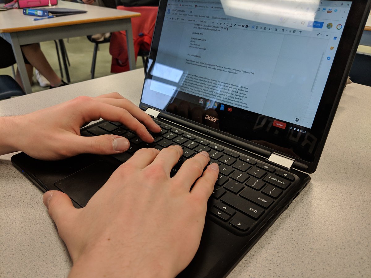 HIP4OR's tweet photo. This week we worked on improving our resumes and cover letters in order to prepare for future careers. https://t.co/npXnCb4BkO
