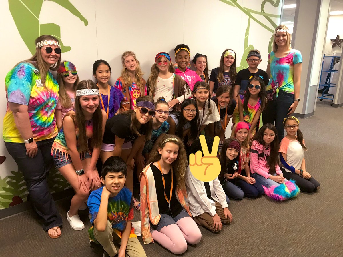 We are ready for a GROOVY day and time at the #FBF festival tonight @CFISDWells! Come hear @CFISDWells4th perform and play some games! ✌️ ❤️ #ExploreWells @StephFerguson28