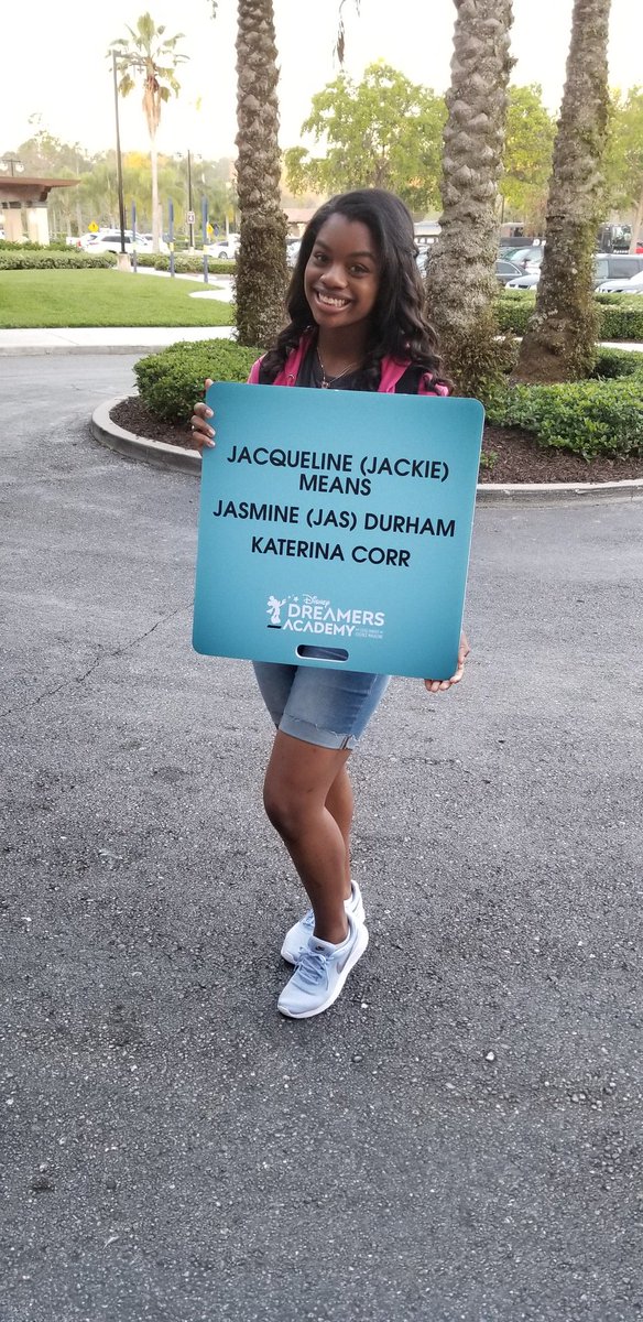 STEMQueenDE's tweet photo. So excited and grateful for this amazing opportunity to be at Disney with the other 99 Disney Dreamers! To be selected out of thousands is such an honor!  #be100 #ddadisney #ddadisneyred #ddared #netde #inWilm #DisneyWorld https://t.co/kLWS2Rk4UE