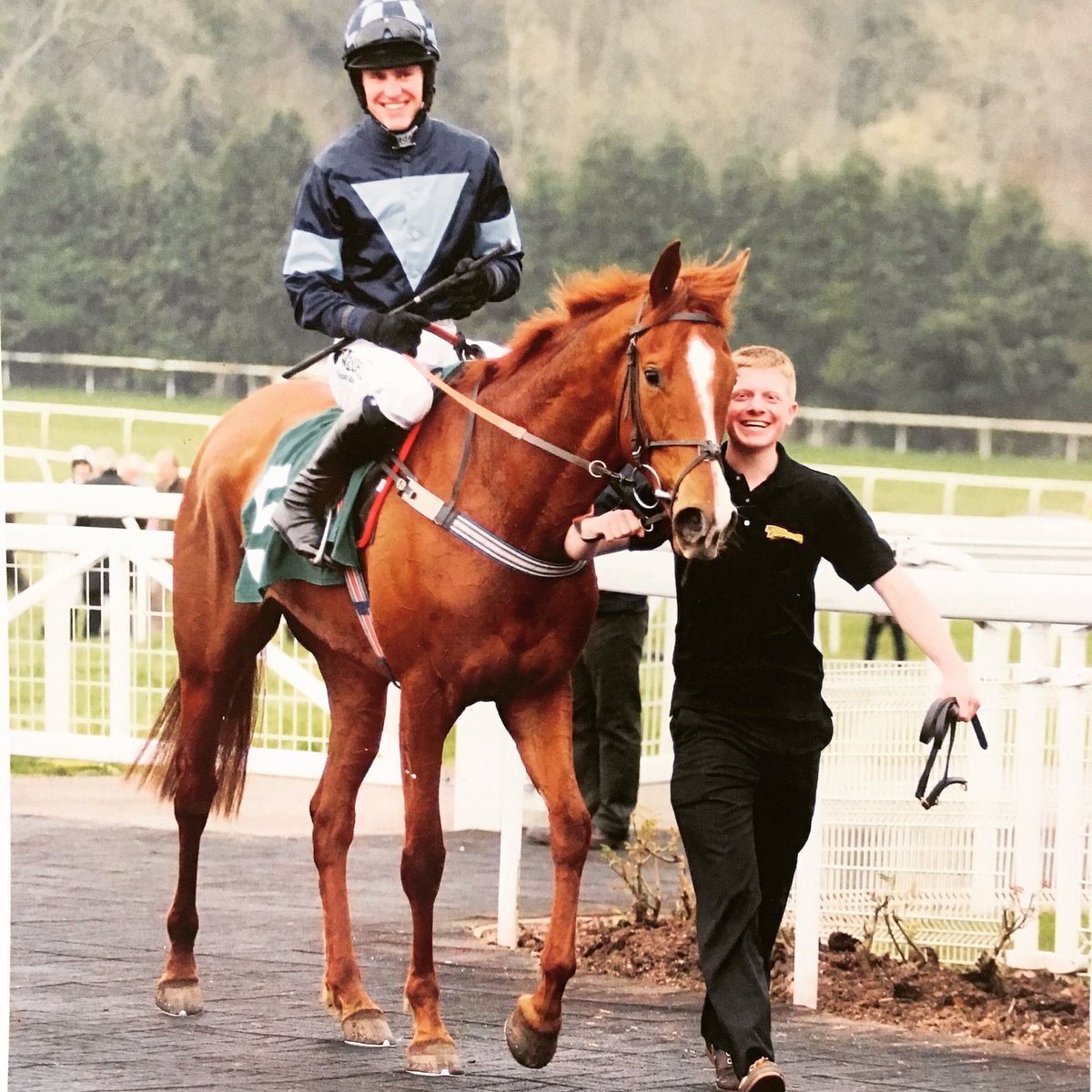 Steve_Croft's tweet photo. 7 years ago today.. The beginning of my favourite story.. #MelodicRendezvous #Chepstow #DebutWinner #JobDone #Champ https://t.co/6bBvaafbZX