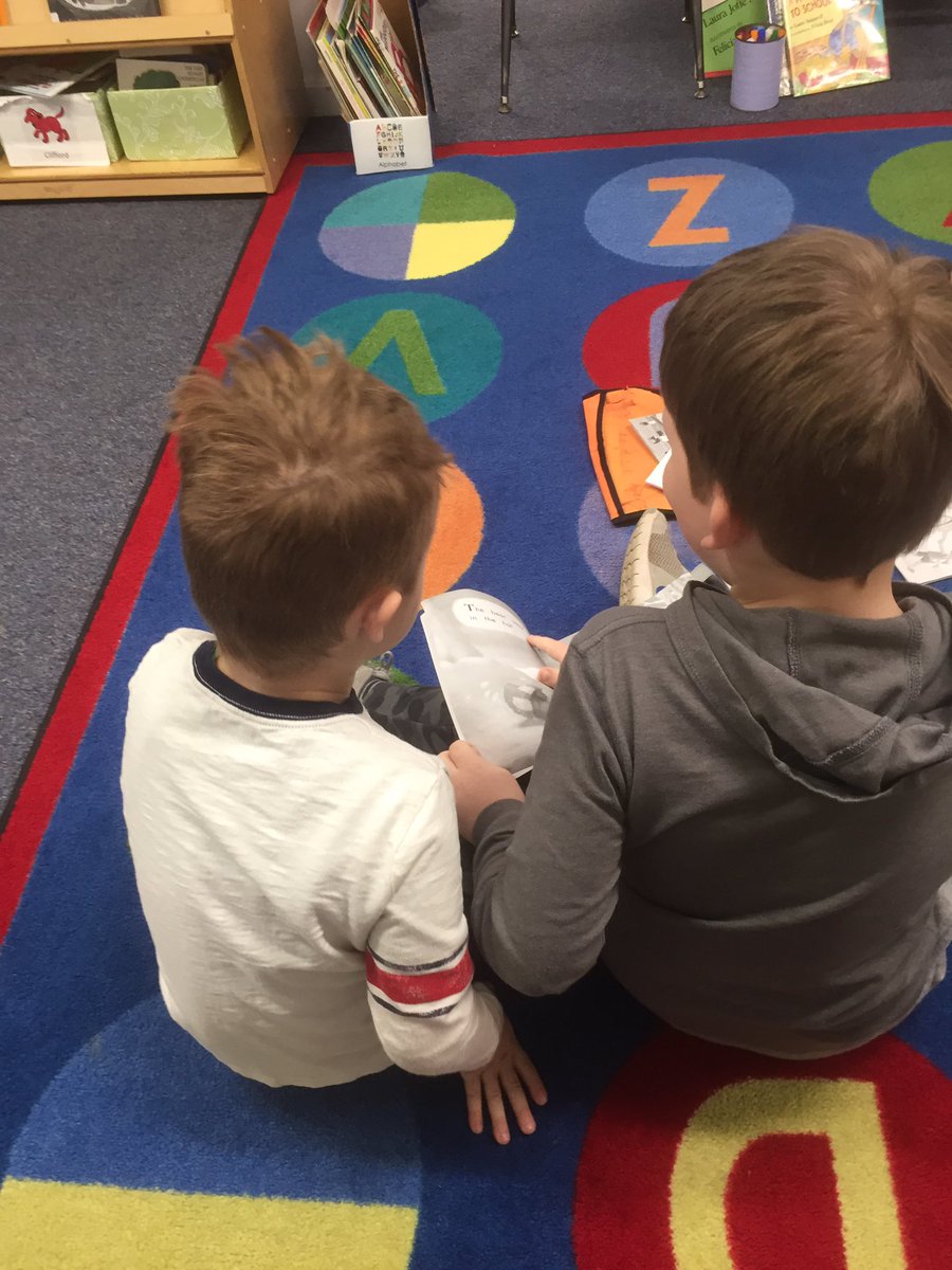 LIN_Library's tweet photo. Got to spend some time with Kindergarten today-seriously impressed with their reading stamina! #literacy #TimeSpentReading https://t.co/BNMAStNrl9