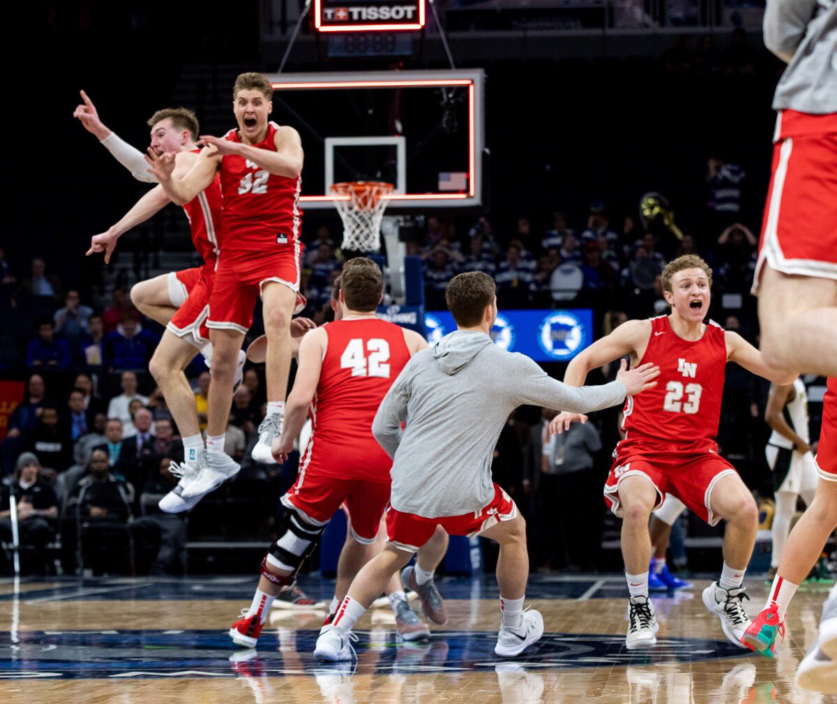 sgnimagery's tweet photo. WOW!! @LNHoopsOx wins another and are into the state finals!! #congrats #state4eight #TOUGHandTOGETHER #sgnimagery @tjwahl01 https://t.co/tNZQRwkDPx