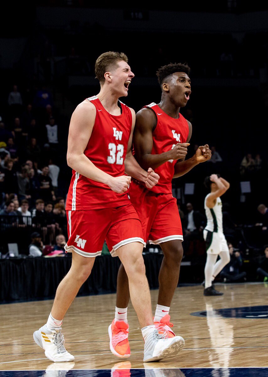 sgnimagery's tweet photo. WOW!! @LNHoopsOx wins another and are into the state finals!! #congrats #state4eight #TOUGHandTOGETHER #sgnimagery @tjwahl01 https://t.co/tNZQRwkDPx