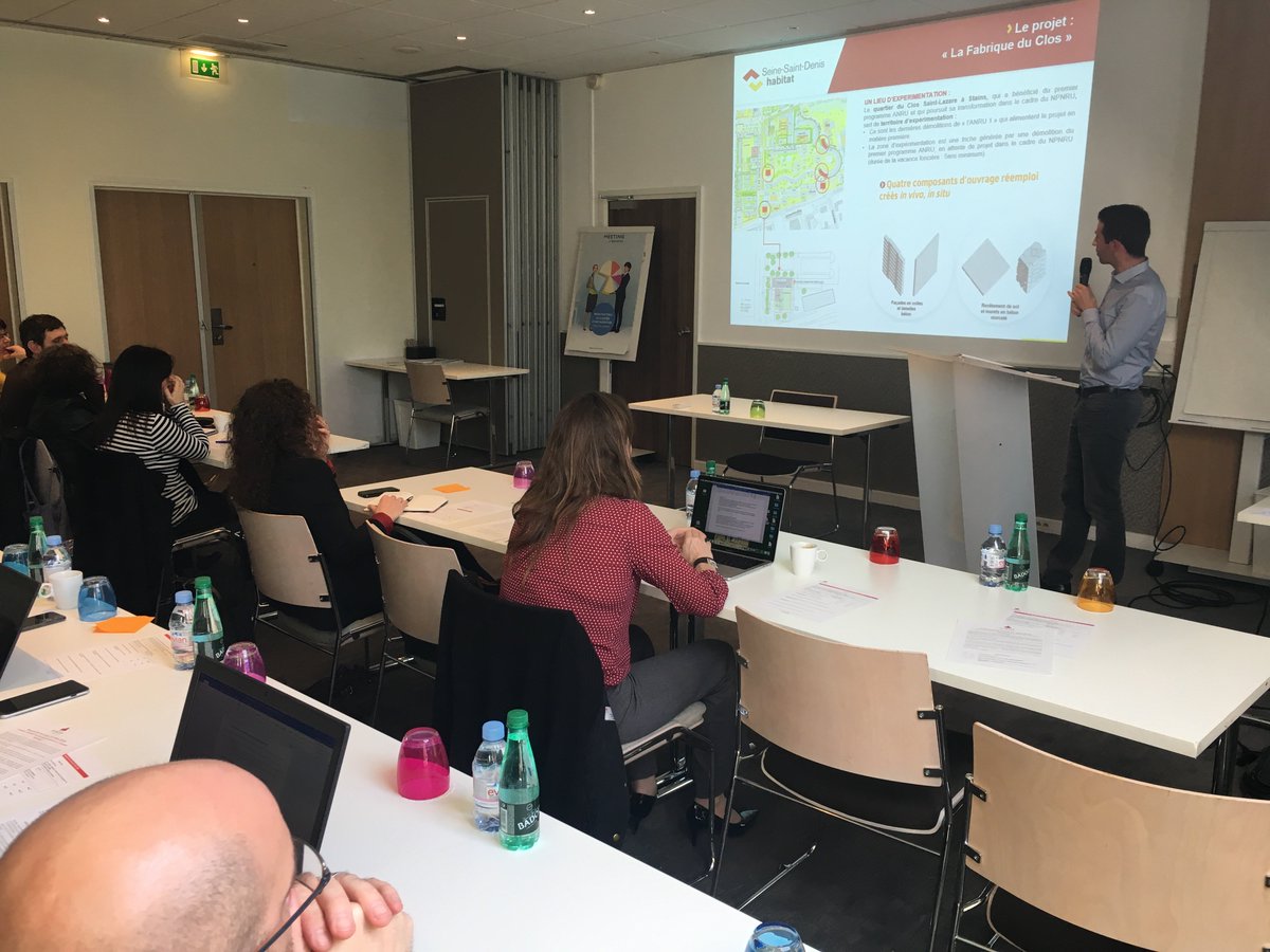 batimclub's tweet photo. Lucas Colombies de @SSDhabitat dévoile un retour d’expérience en matière d’économie circulaire et de réemploi de matériaux lors de notre rencontre du 21 mars 2019 #Economie #réemploi #anru #LABCDC https://t.co/YwFwRQqquU